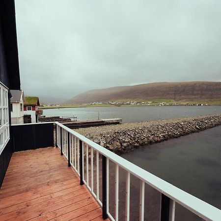 Dahlastova / Stunning Boathouse / Bay View / 3Br Hvalvik Экстерьер фото