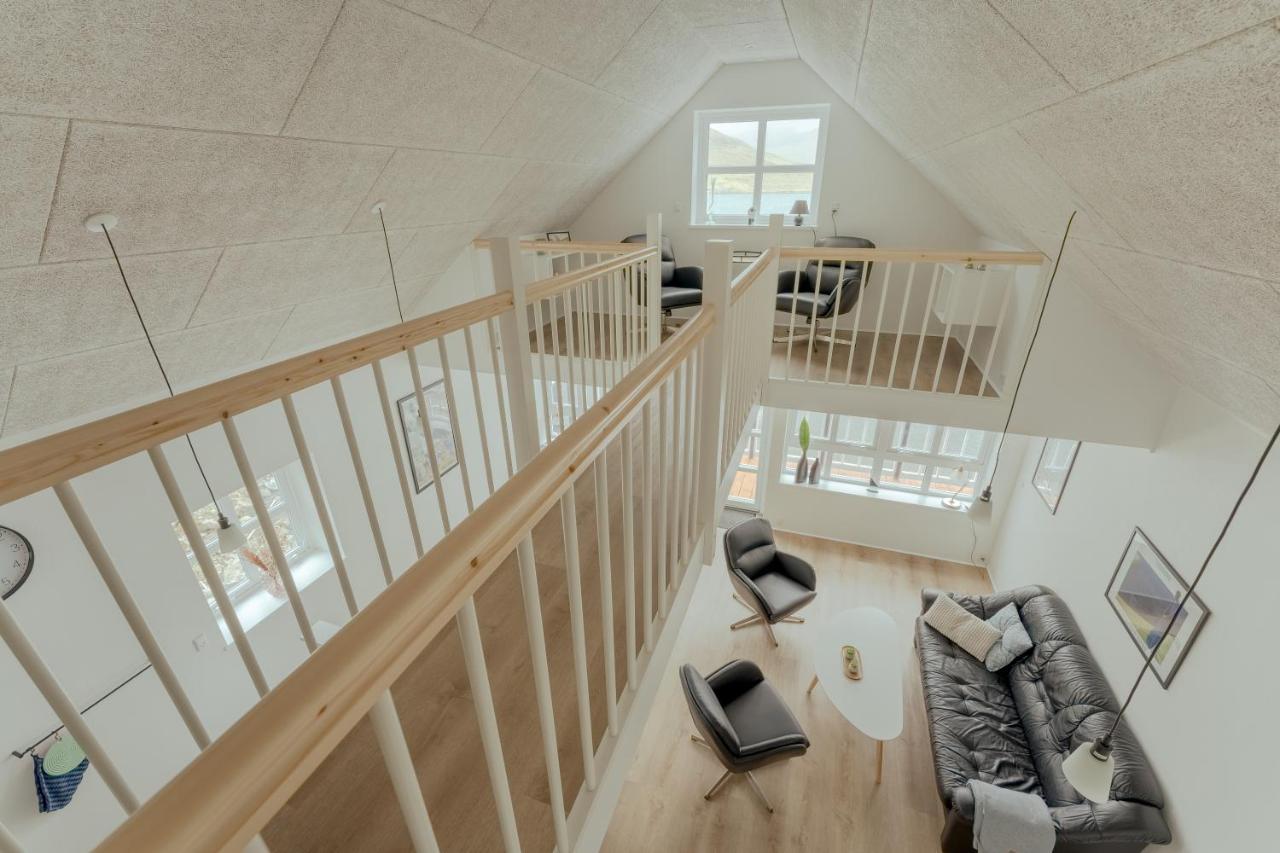 Dahlastova / Stunning Boathouse / Bay View / 3Br Hvalvik Экстерьер фото